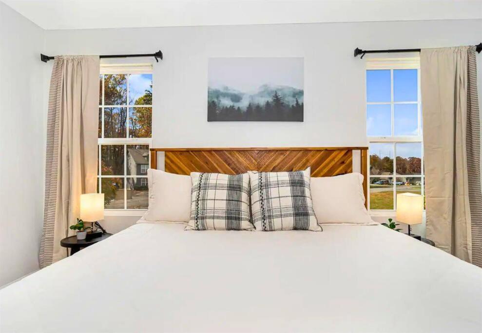 Willow Trace: Family Retreat, Hot Tub, Gaming! Pigeon Forge Exteriör bild